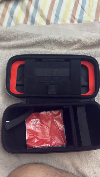 Nintendo Switch 2 + Funda Negra