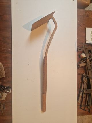 Azada Antigua Herramienta Agrícola Campo Forja