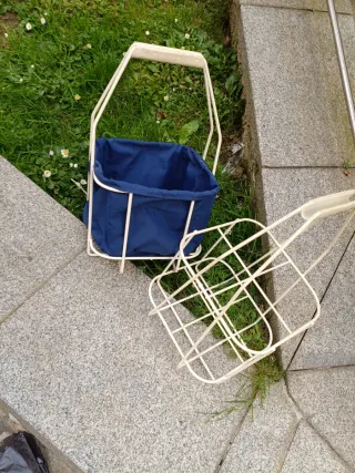 Cestas de picnic de tela y metal