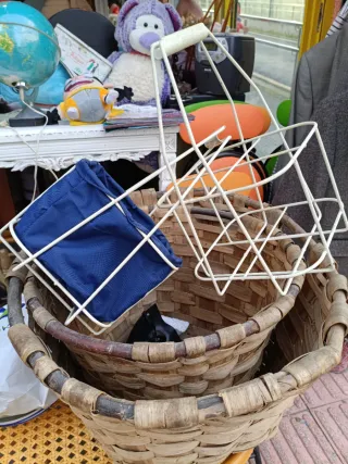 Cestas de picnic de tela y metal