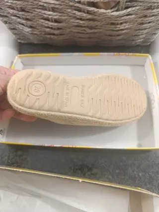 Zapatos niño talla 28