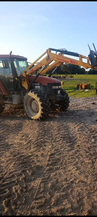 Tractor New Holland M115 12500 horas prueba mecáni