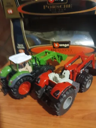 Lote 2 tractores 1:50