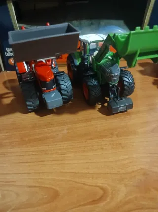 Lote 2 tractores 1:50