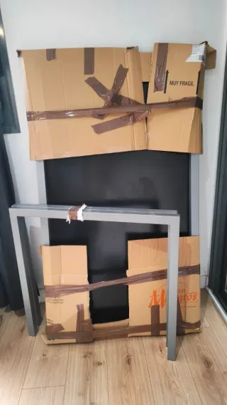 Mesa de comedor negra