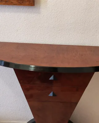 Mueble recibidor madera y negro