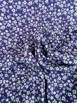 Tela de algodón estampada floral