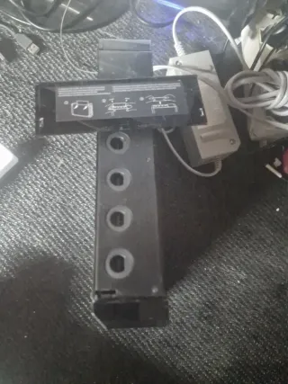 Nintendo Wii Nera Completa + 1 Joystick + 1 Nunchu