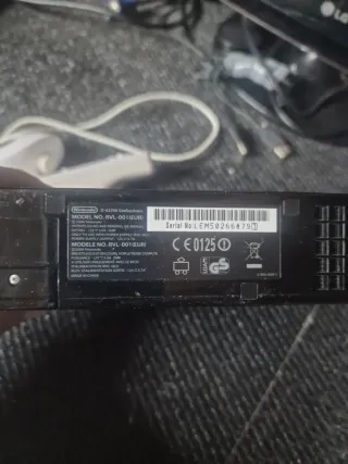 Nintendo Wii Nera Completa + 1 Joystick + 1 Nunchu