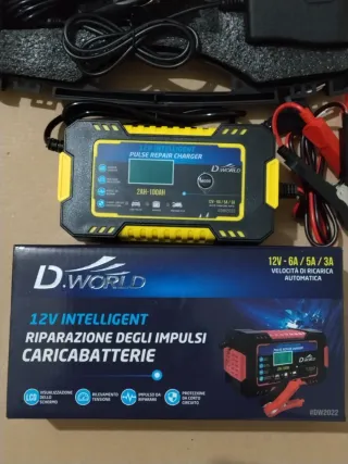 Jump starter più caricabatterie auto e moto
