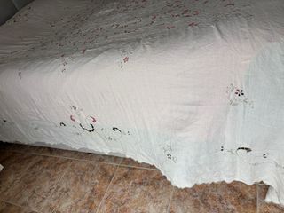 Toalha de mesa puro linho bordado da Madeira
