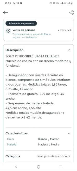 Mueble de cocina beige y marrón  está desmontada