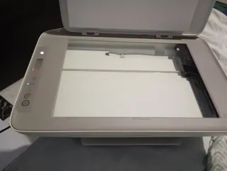 Impresora HP Blanca y Gris