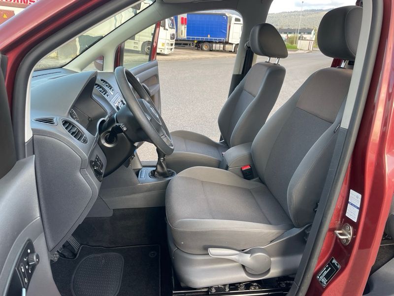 Volkswagen Caddy Maxi 2.0 TDI Comfortline 7pl. 2012, foto 9