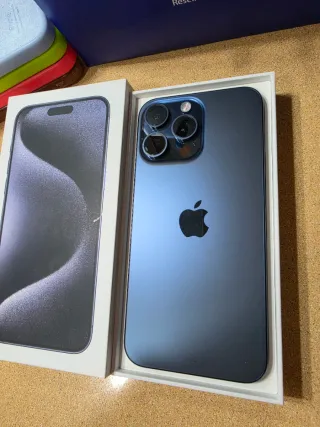 iPhone 15 Pro Max Azul/Gris