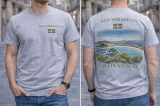 Camiseta negra con estampado multicolor