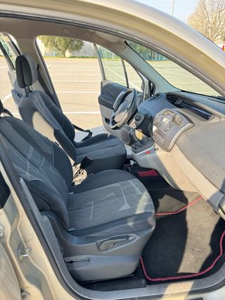 RENAULT SCENIC LUXE DYNAMIQUE 1.6