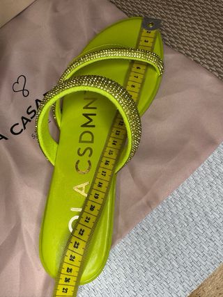 Sandalias Lola Casademunt verde lima T39