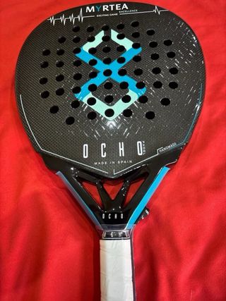 Pala de pádel MYRTEA OCHO Handmade