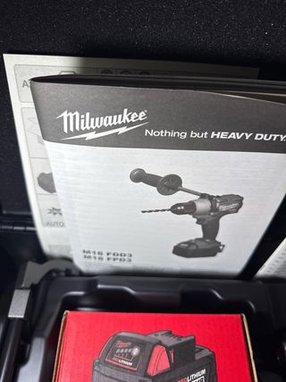 Taladro Percutor Milwaukee M18 FPD3