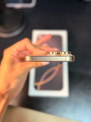 iPhone 16 Pro Max Dorado 256GB 96% Batería