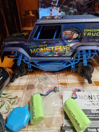 Camión Monstruo Dinosaurio RC