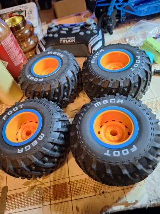 Camión Monstruo Dinosaurio RC