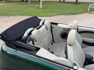 MINI Cooper Cabrio