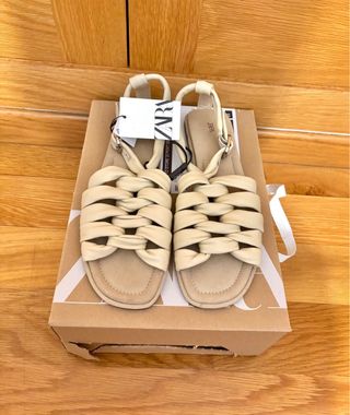 Sandalias Zara Piel Beige Talla 38