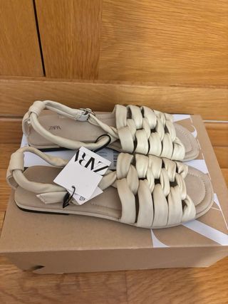 Sandalias Zara Piel Beige Talla 38