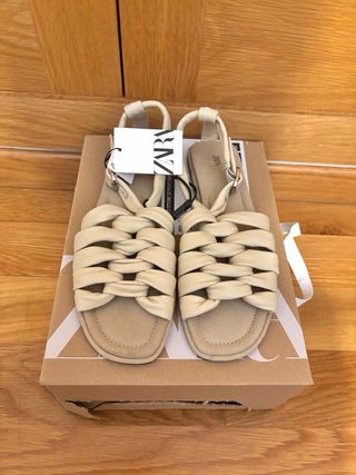 Sandalias Zara Piel Beige Talla 38