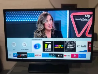Televisor Samsung 28 Smart TV con Mando