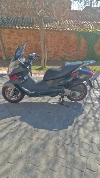 Aprilia Arrecife 300i
