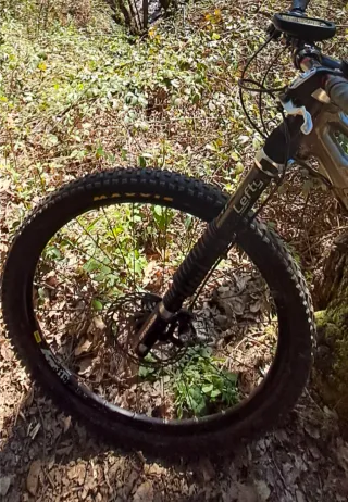 Horquilla Lefty Cannondale 140 carbon y rueda 27,5