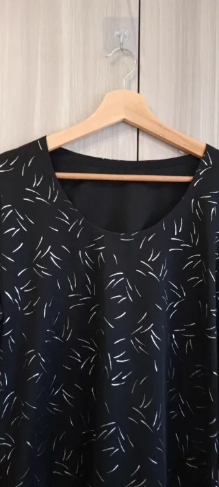 Maglia Nera Donna Dettagli Argento