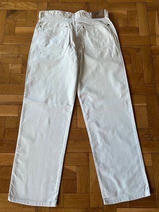 Pantalón de pana fina. Caramelo Jeans. Talla 42