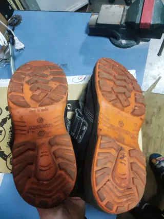 Botas de seguridad Robusta negras y grises