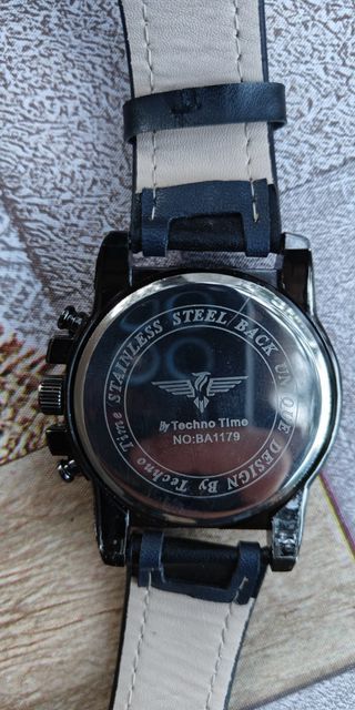 Relógio Techno Time Design Azul e Preto