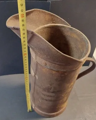 Recipiente Antico in Metallo