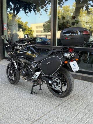 Yamaha Fazer Negra