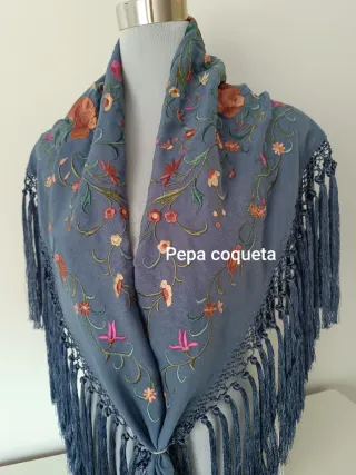 Mantoncillo azul grisaceo