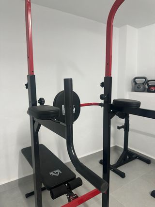 Máquina multiestación Dominadas