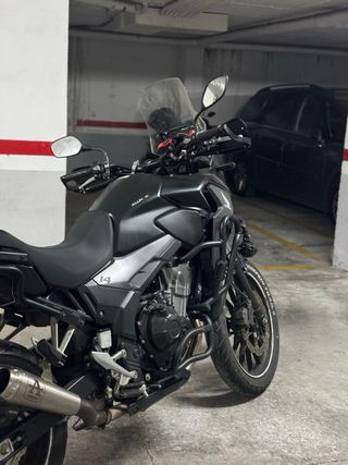 Honda CB500X Adventure Negra