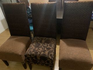 Sillas de comedor marrón tejido y mimbre
