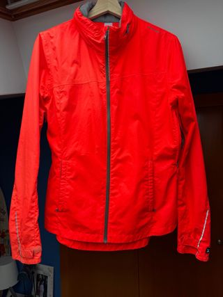 Paravientos coral talla 40