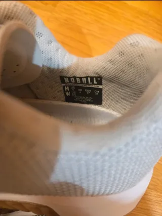 Zapatillas entrenamiento NoBull grises