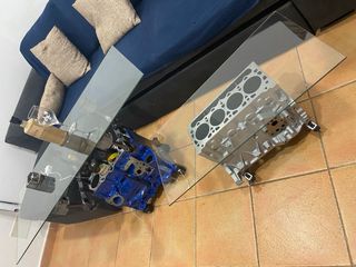 Mesa centro con bloque motor