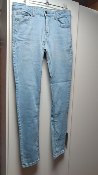 Conjunto Jersey y Vaqueros Hombre Talla M