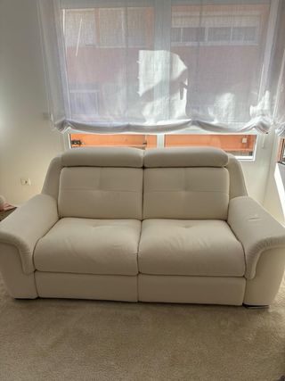 Sofá de 2 plazas beige