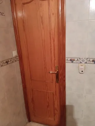 Puertas de pino lacadas